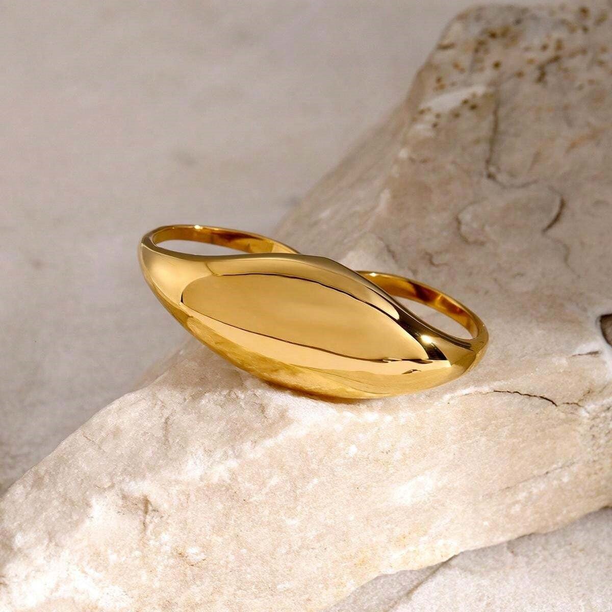 18K Gold Plated Horizon Ring - Naked Muse Waterproof Jewellery