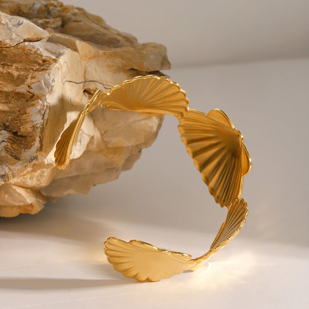 18K Gold Plated Venus Cuff Bracelet - Naked Muse Waterproof Jewellery