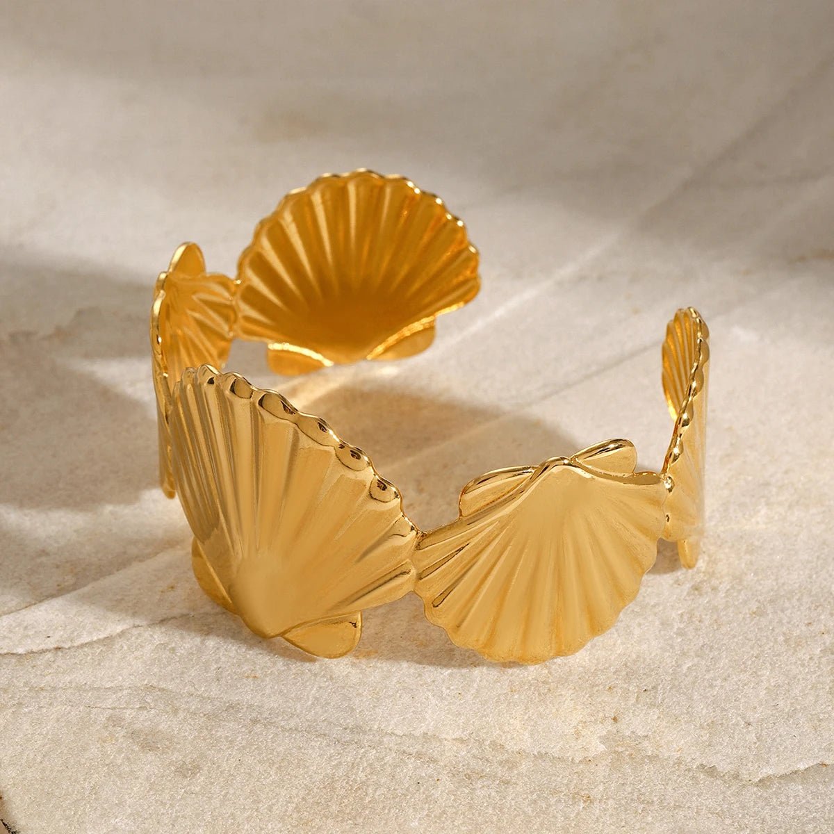 18K Gold Plated Venus Cuff Bracelet - Naked Muse Waterproof Jewellery