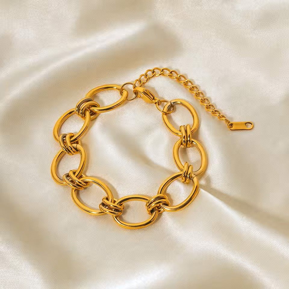 18K Gold Plated Giselle Bracelet - Naked Muse Waterproof Jewellery