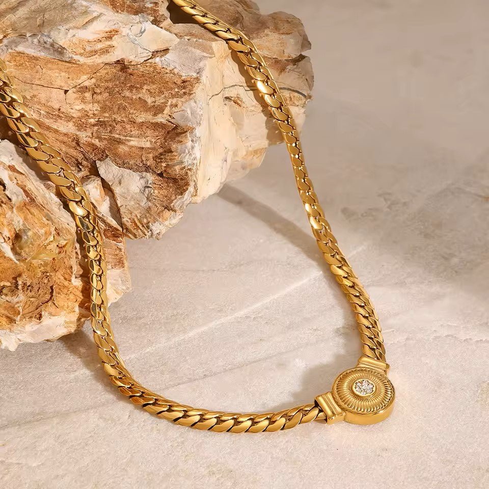 18K Gold Plated Sofia Necklace - Naked Muse Waterproof Jewellery