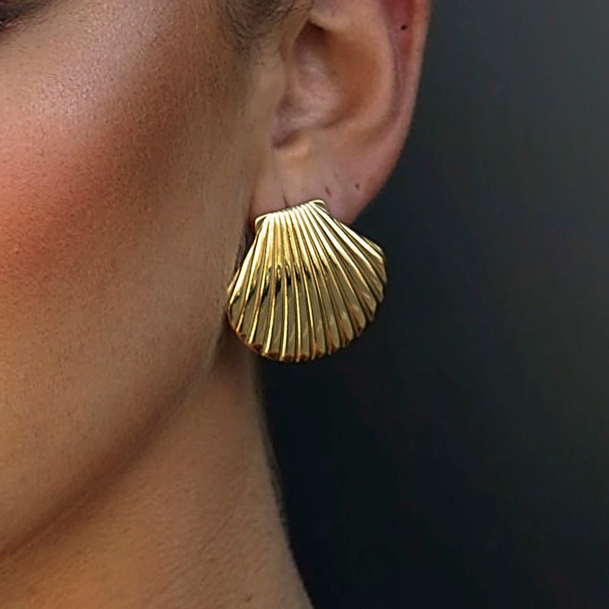 18K Gold Plated Venus Earrings - Naked Muse Waterproof Jewellery